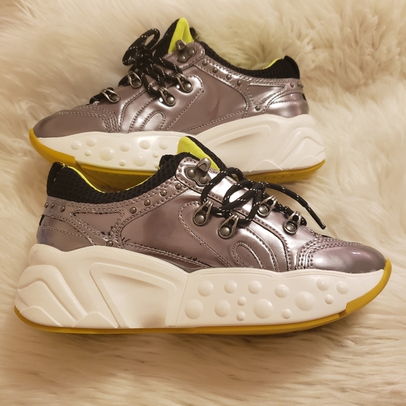 dkny chunky trainers